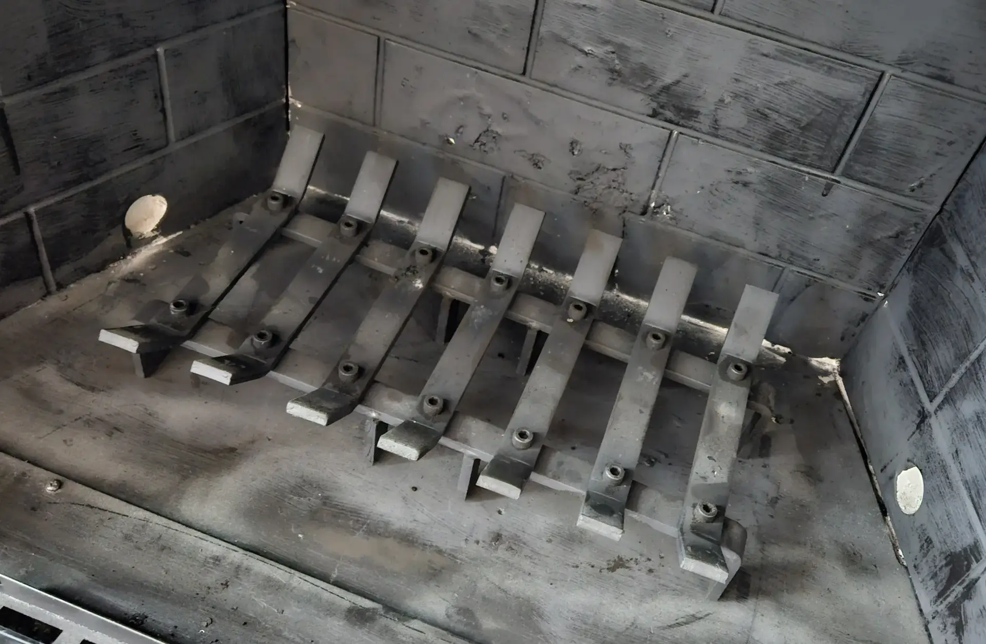 Freshly cleaned chimney flue, San Jose chimney sweep service